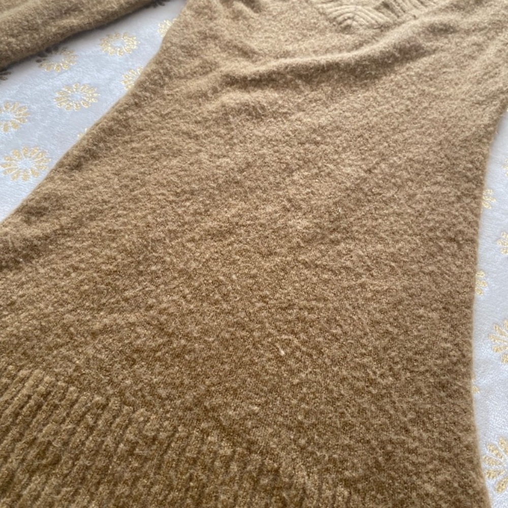 V-Neck Sweater - Picture 4 of 7